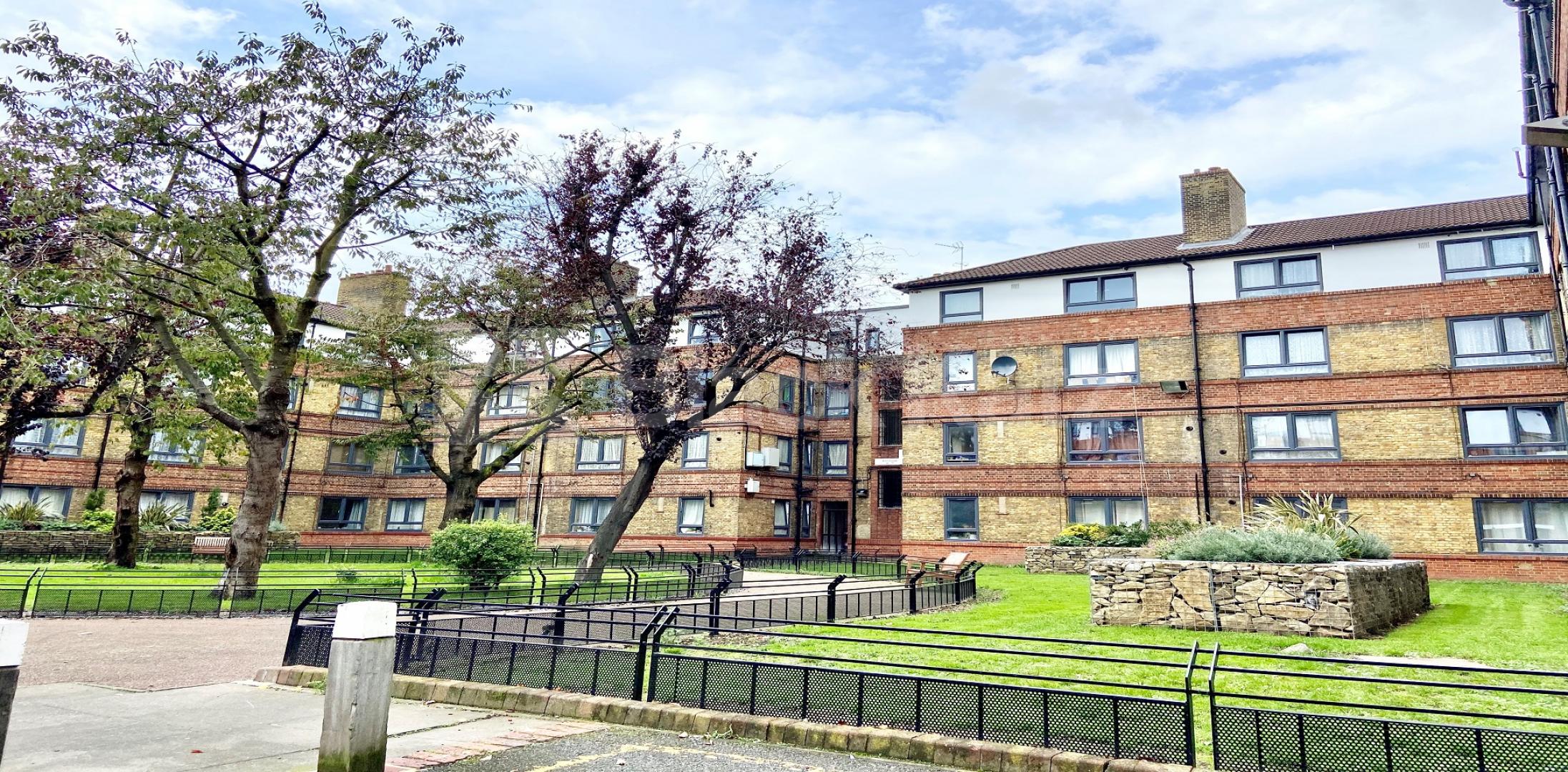 			LET , 3 Bedroom, 1 bath, 1 reception Apartment			 Weston Street, London Bridge