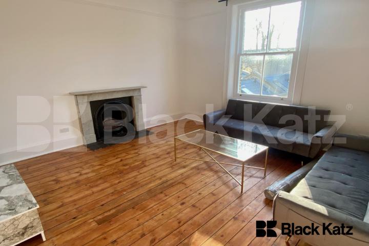 Stunning, completely redecorated with 1119 Sq.Ft. of living & entertaining space Elms Road, Clapham Common