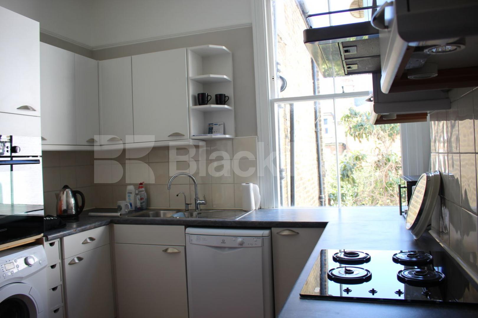 			NEW INSTRUCTION, 3 Bedroom, 1 bath, 1 reception Maisonette			 Elspeth Road, Clapham Junction