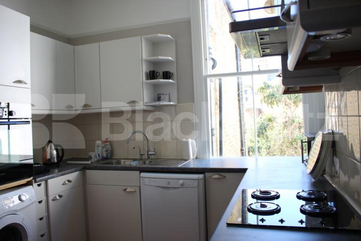 			NEW INSTRUCTION, 3 Bedroom, 1 bath, 1 reception Maisonette			 Elspeth Road, Clapham Junction