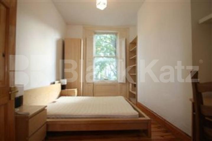 			NEW INSTRUCTION , 2 Bedroom, 1 bath, 1 reception Flat			 Englefield Road , Islington