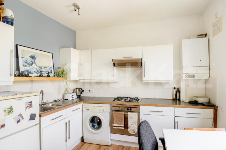 			NEW INSTRUCTION!, Studio Apartment, 1 bath, 1 reception Apartment			 Camden Road, CAMDEN BORDERS 