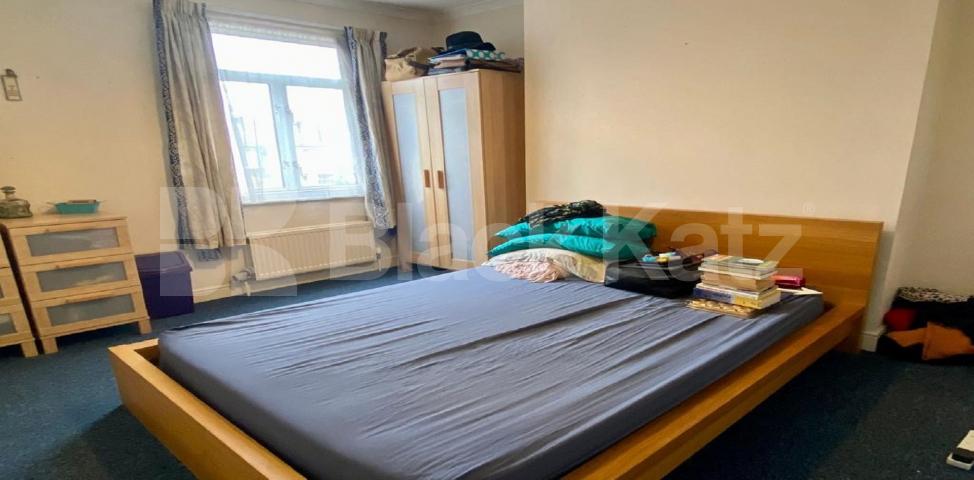 LET , 2 Bedroom, 1 bath, 1 reception Apartment			 Elliotts Row, Elephant & Castle/Lambeth North