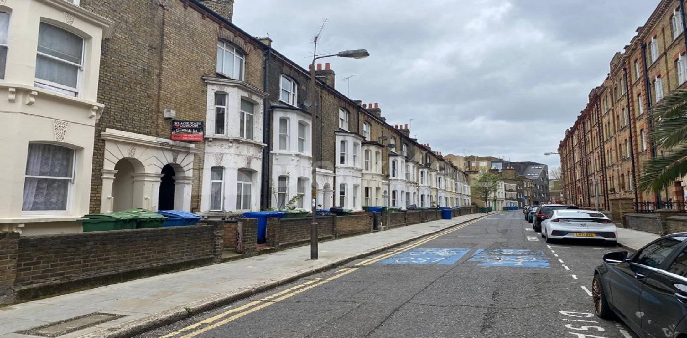 LET , 2 Bedroom, 1 bath, 1 reception Apartment			 Elliotts Row, Elephant & Castle/Lambeth North