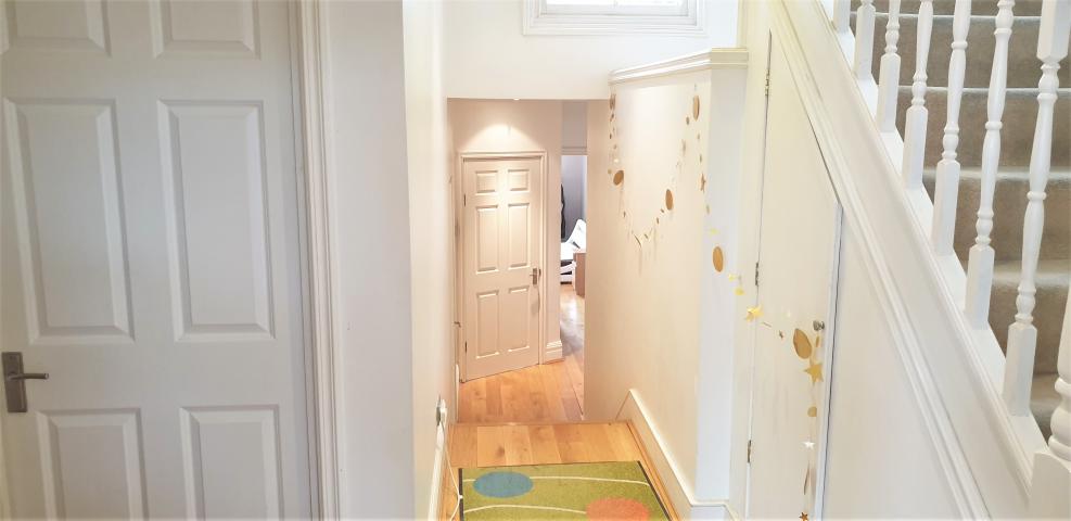 			3 Bedroom, 1 bath, 1 reception Flat			 Ebbsfleet Road , KILBURN