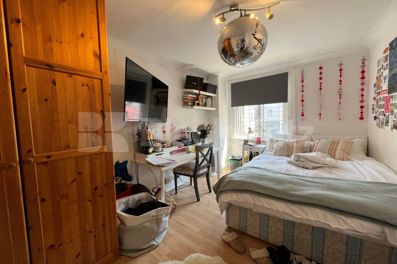 Arranged over two floors with charming roof terrace  East Street, Elephant and Castle