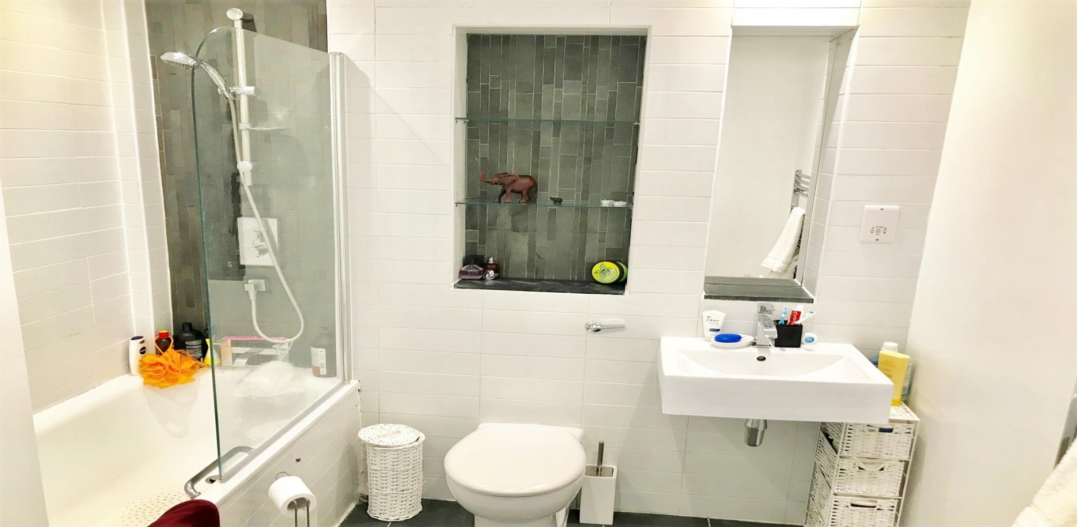 			1 Bedroom, 1 bath, 1 reception Apartment			 Skardu Road, KILBURN