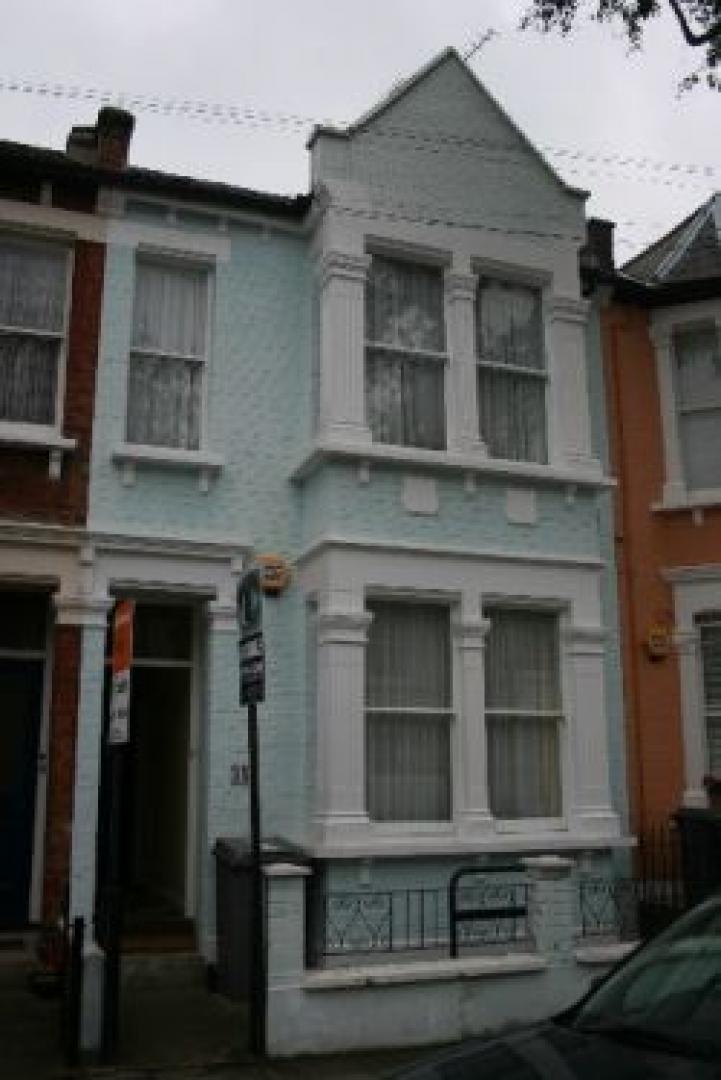 			New Instruction, 3 Bedroom, 1 bath, 1 reception Flat			 Charteris Road, QUEENS PARK
