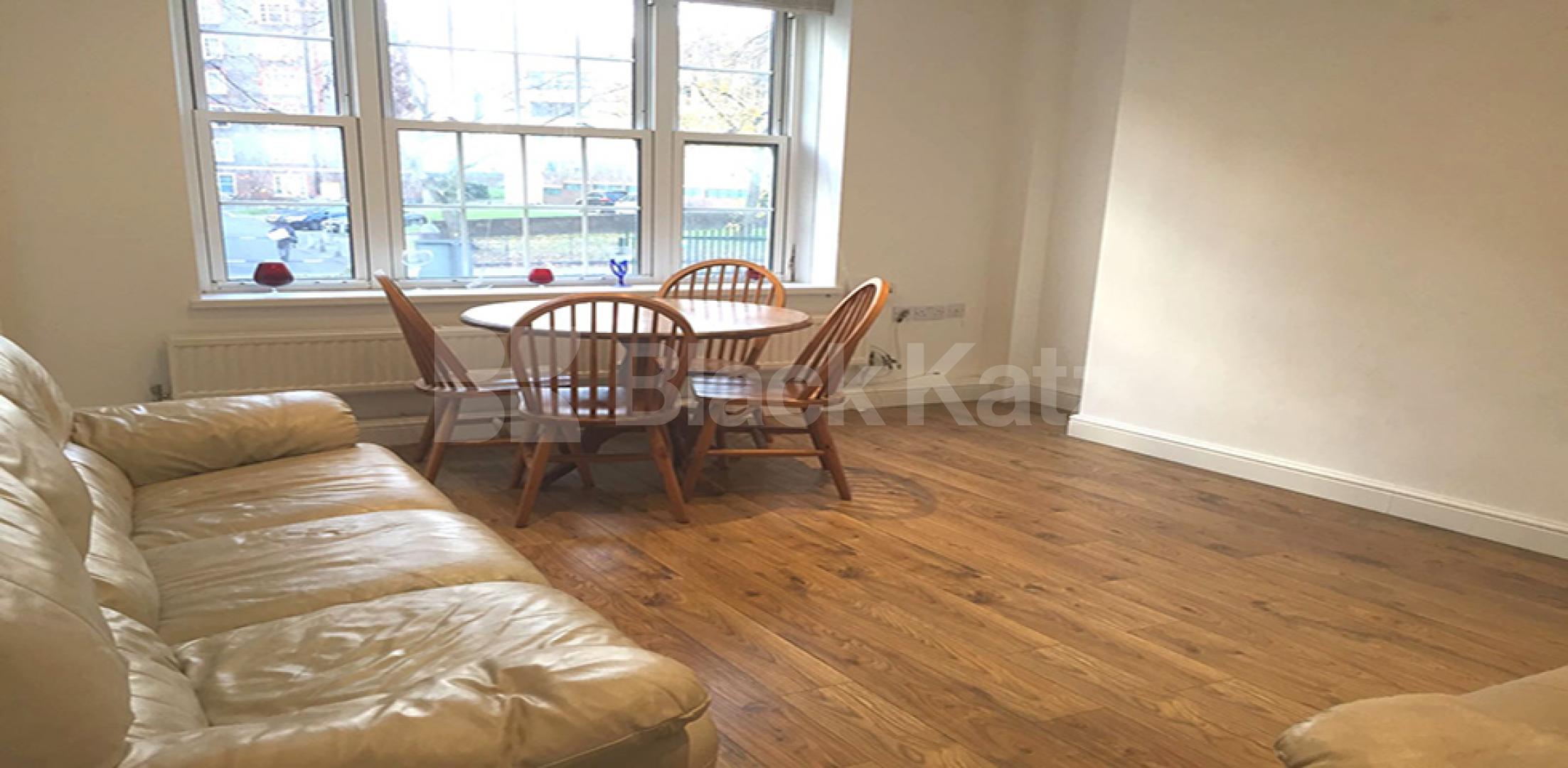 			FANTASTIC MODERN 3 BED MINS TO TUBE-GOOD FOR 4 SHARERS!  , 3 Bedroom, 1 bath, 1 reception Flat			 Ferdinand Street, Camden