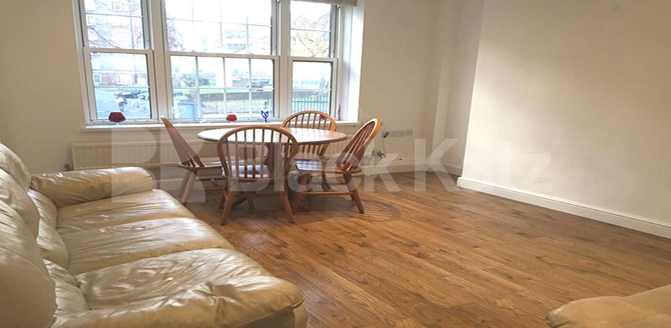 			FANTASTIC MODERN 3 BED MINS TO TUBE-GOOD FOR 4 SHARERS!  , 3 Bedroom, 1 bath, 1 reception Flat			 Ferdinand Street, Camden
