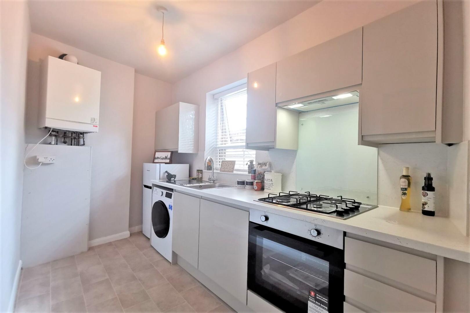 Modern and Central Apartment High Road, Willesden Green