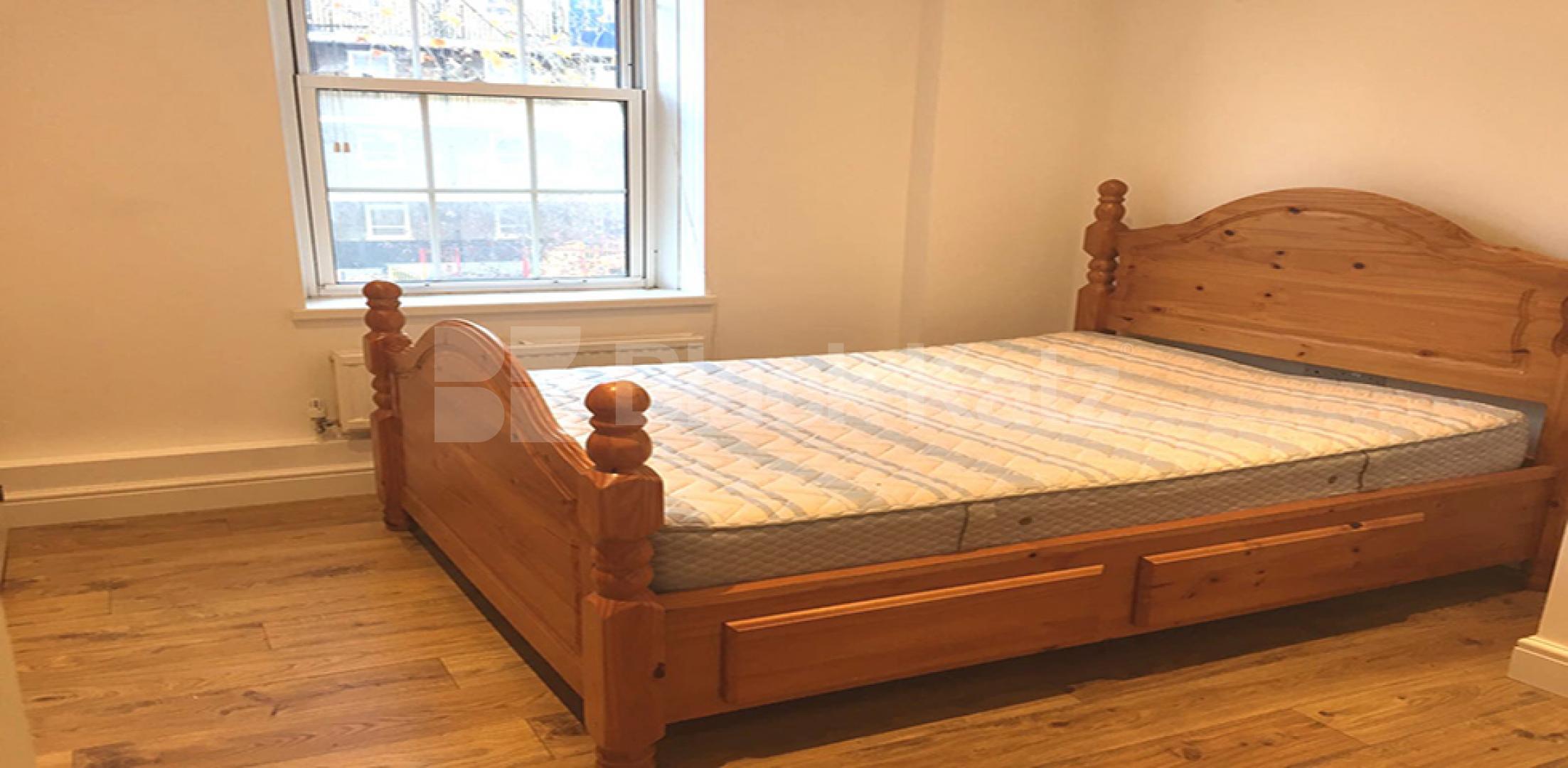 			FANTASTIC MODERN 3 BED MINS TO TUBE-GOOD FOR 4 SHARERS!  , 3 Bedroom, 1 bath, 1 reception Flat			 Ferdinand Street, Camden