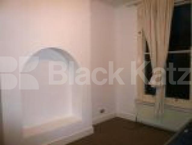 			NEW INSTRUCTION IN MAIDA VALE, 1 Bedroom, 1 bath, 1 reception Flat			 Fordingley Road, MAIDA VALE