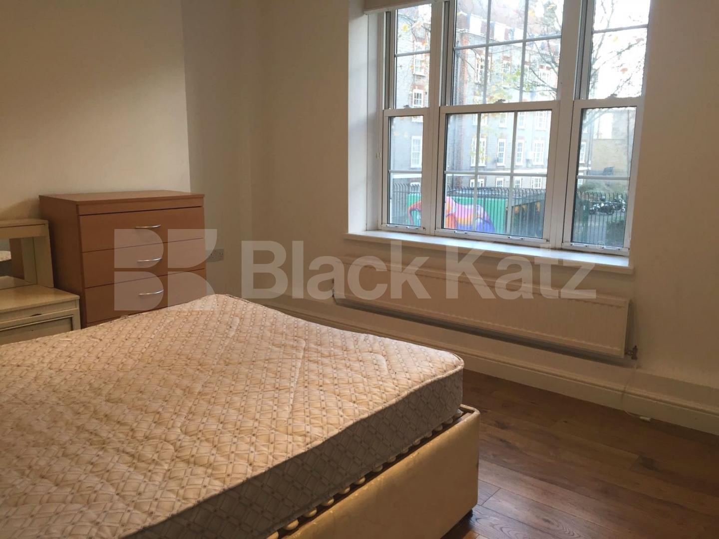 			FANTASTIC MODERN 3 BED MINS TO TUBE!  , 3 Bedroom, 1 bath, 1 reception Flat			 Ferdinand Street, Camden