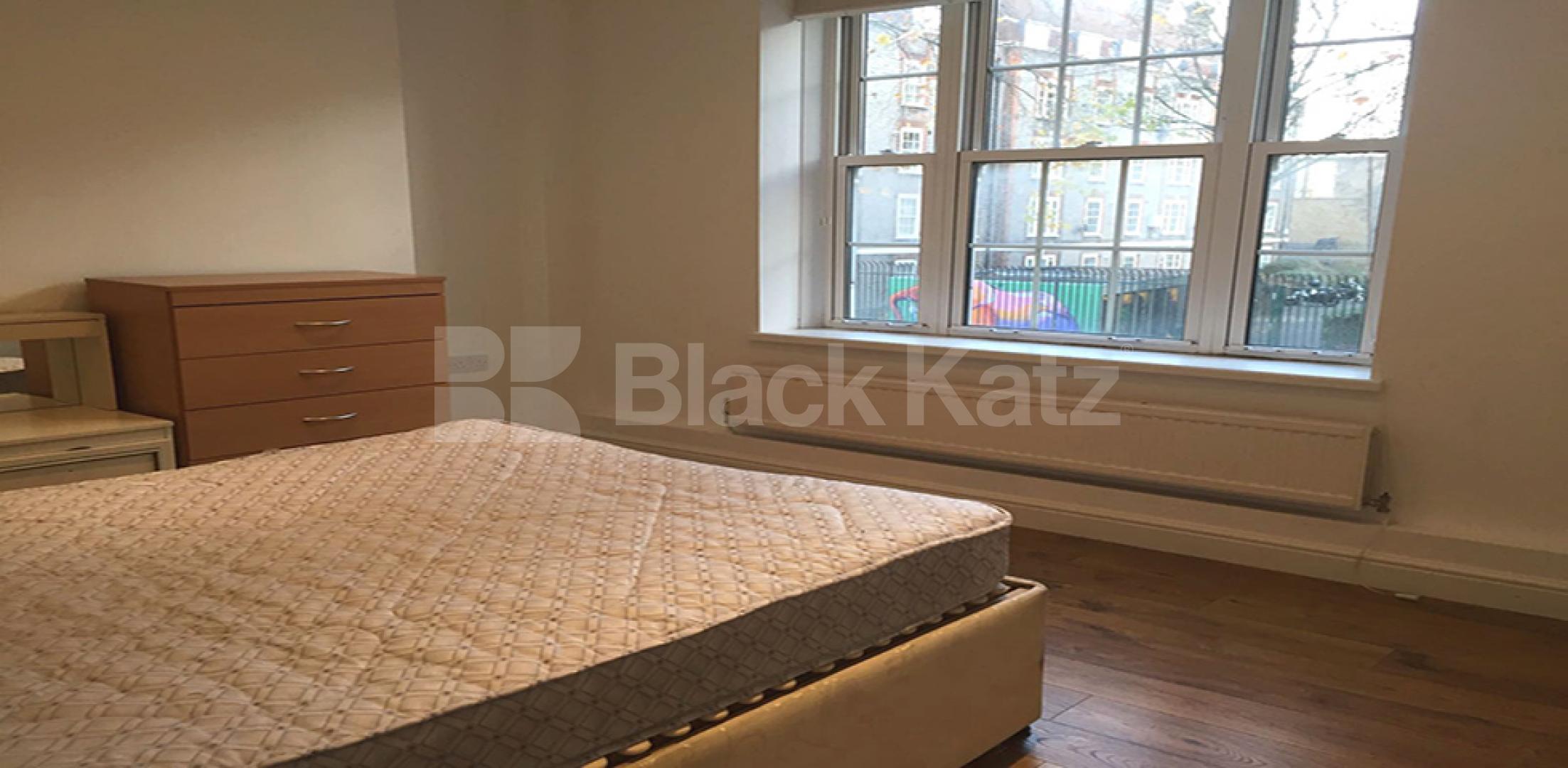 			FANTASTIC MODERN 3 BED MINS TO TUBE-GOOD FOR 4 SHARERS!  , 3 Bedroom, 1 bath, 1 reception Flat			 Ferdinand Street, Camden