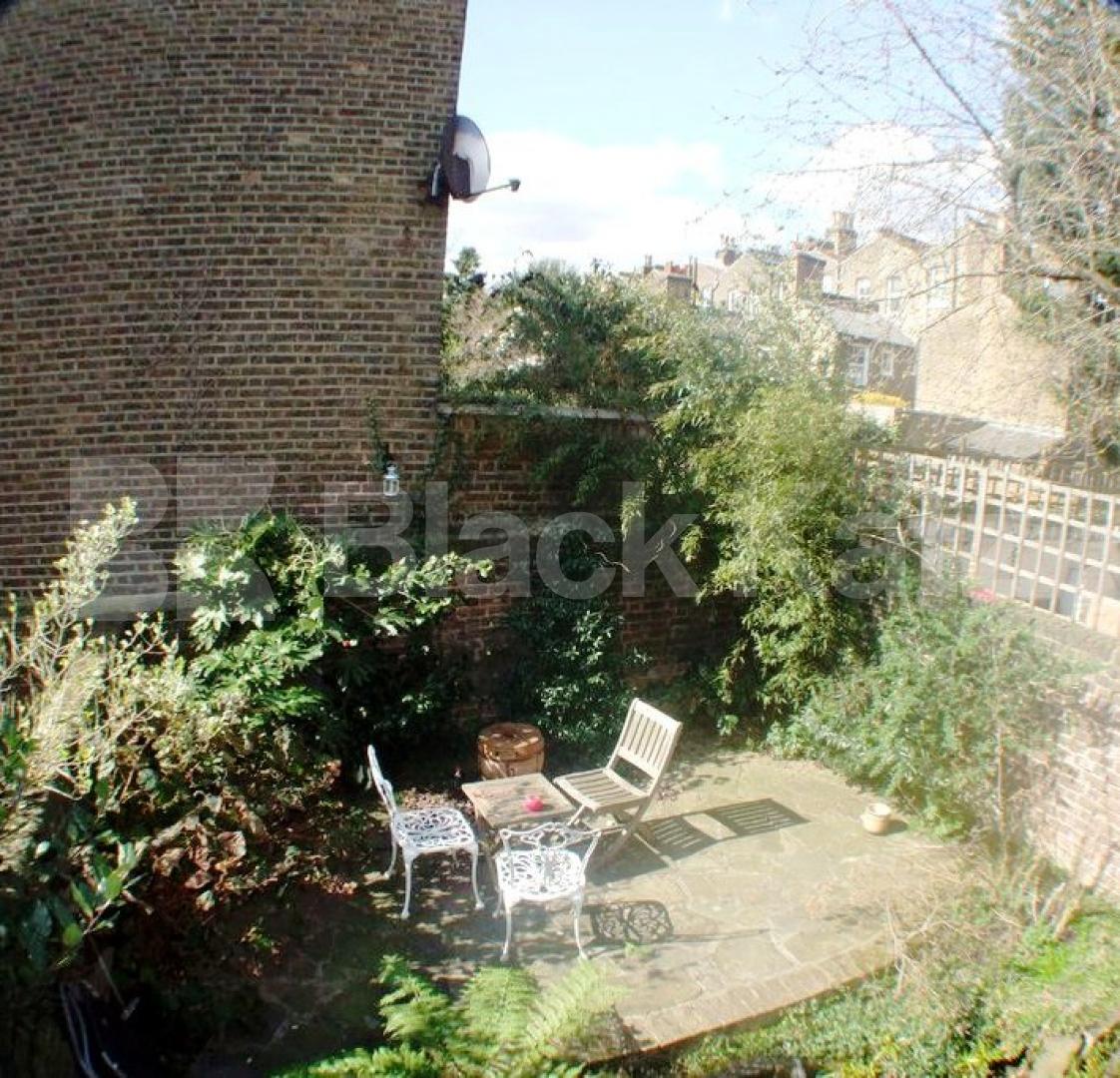 			NEW INSTRUCTION!, 2 Bedroom, 1 bath, 1 reception Flat			 Montpellier Grove, KENTISH TOWN