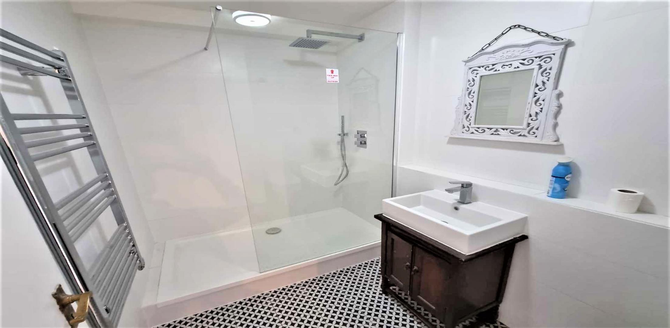 			2 Bedroom, 1 bath, 1 reception Flat			 Fairfax Road, SWISS COTTAGE