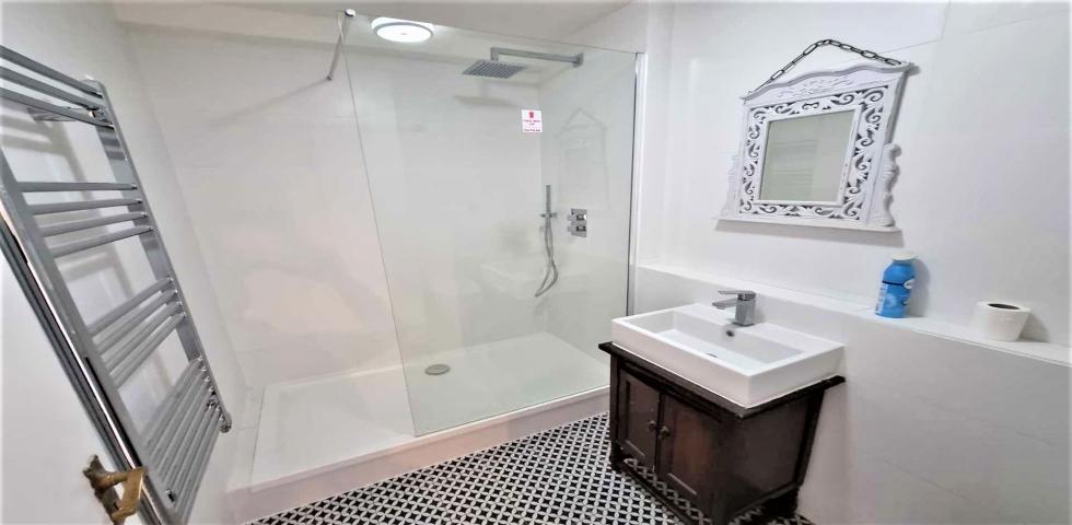 			2 Bedroom, 1 bath, 1 reception Flat			 Fairfax Road, SWISS COTTAGE