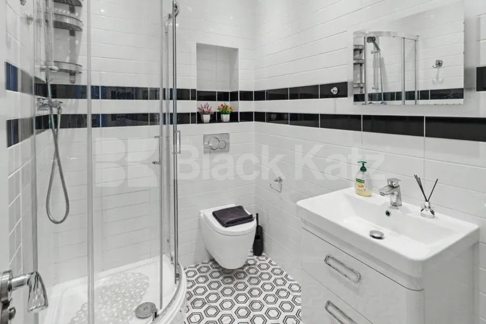 A spacious and well-presented split-level apartment situated on the sought-after Oaklands Road, NW2 Oaklands Road, Lancia House, NW2,  Lancia House