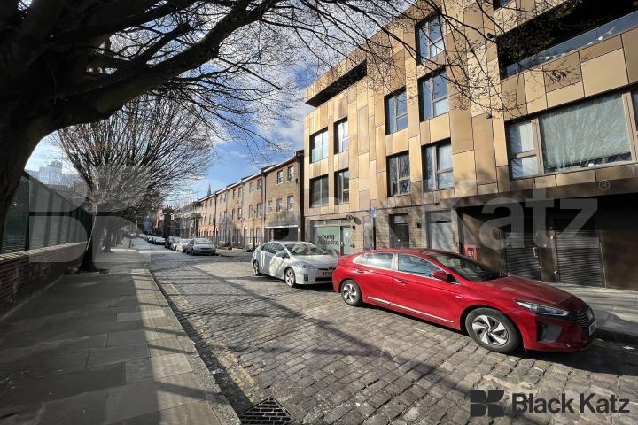 Stunning two bedroom apartment off Brick Lane Spelman Street, Spitafields