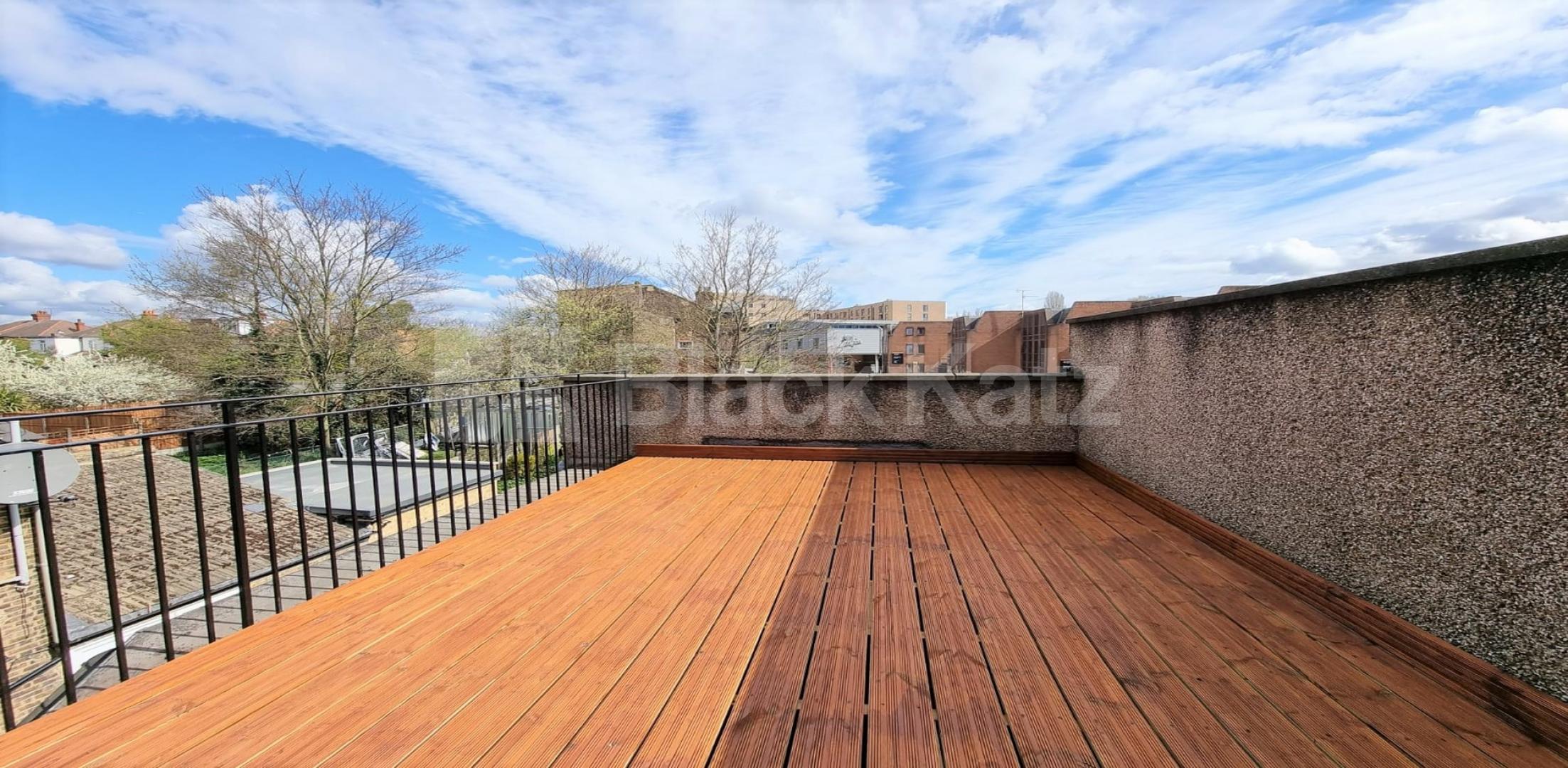 A spacious and well-presented two-bedroom apartment available to rent in the heart of Cricklewood, available from the end of April.This bright and airy property features a generous reception room, perfect for both relaxing and entertaining, along wit Claremont Road, London, NW2,  London