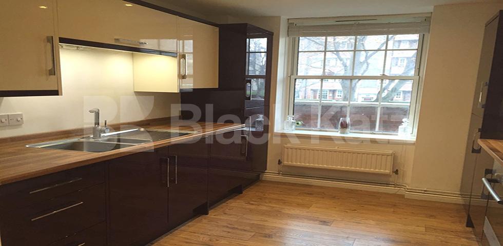 			FANTASTIC MODERN 3 BED MINS TO TUBE-GOOD FOR 4 SHARERS!  , 3 Bedroom, 1 bath, 1 reception Flat			 Ferdinand Street, Camden