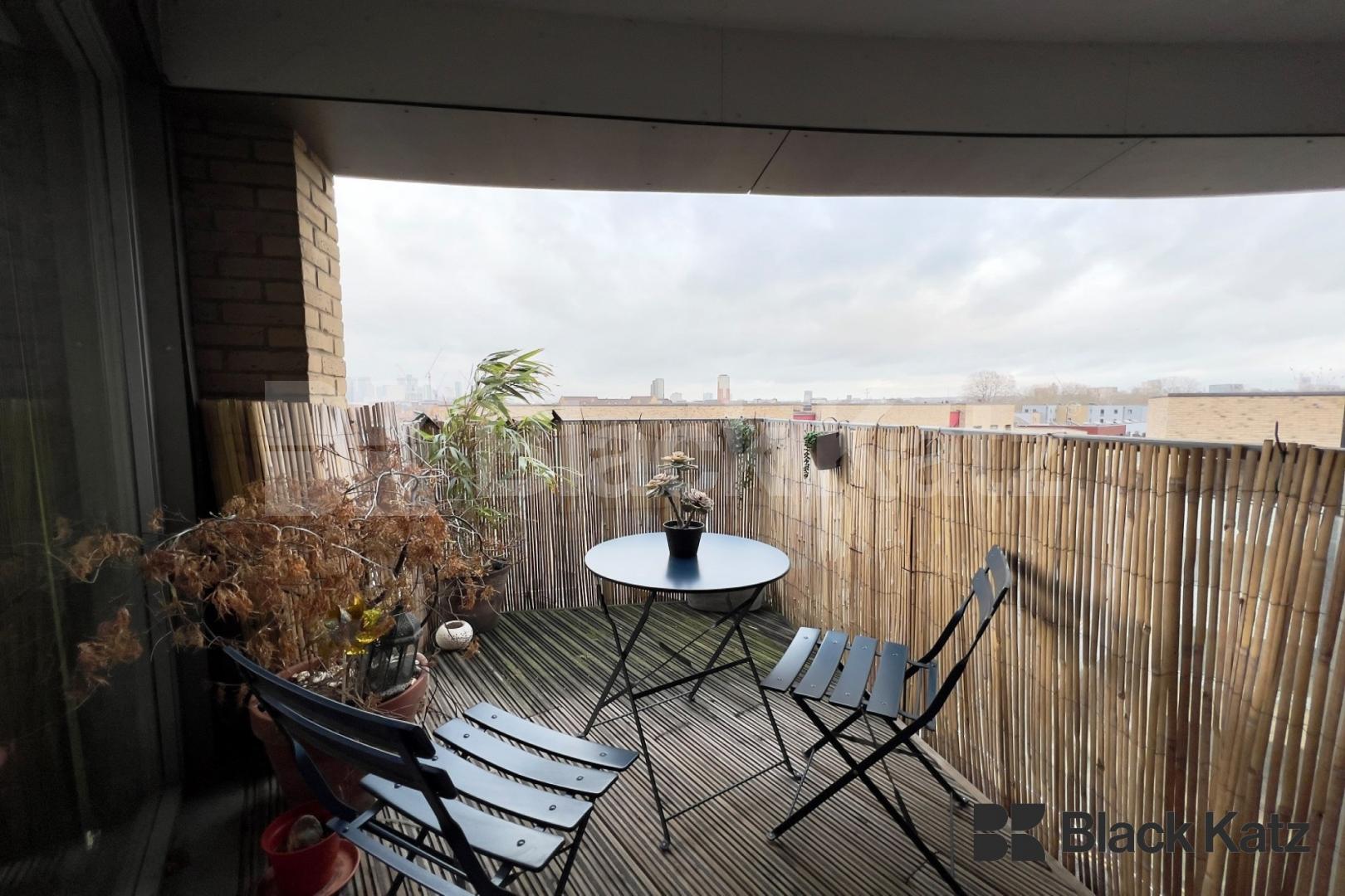 Flooded with natural light with private balcony & gorgeous views  Avonley Road , New Cross Gate / Peckham 