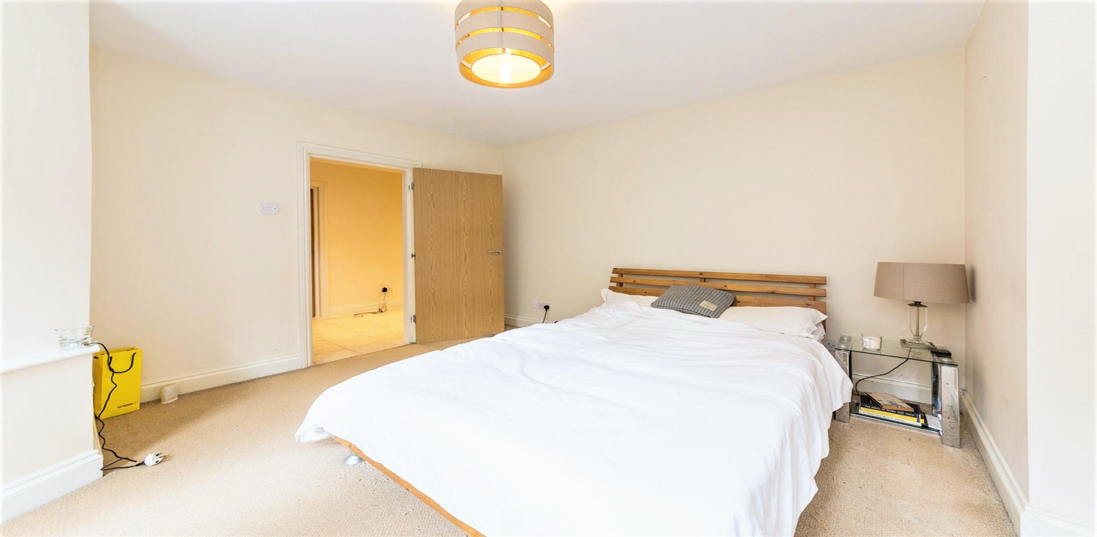 			2 Bedroom, 2 bath, 1 reception Flat			 Greencroft Gardens, West Hampstead