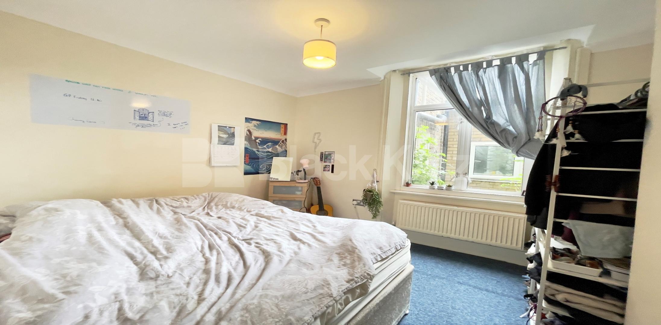 			LET , 2 Bedroom, 1 bath, 1 reception Apartment			 Elliotts Row, Elephant & Castle/Lambeth North