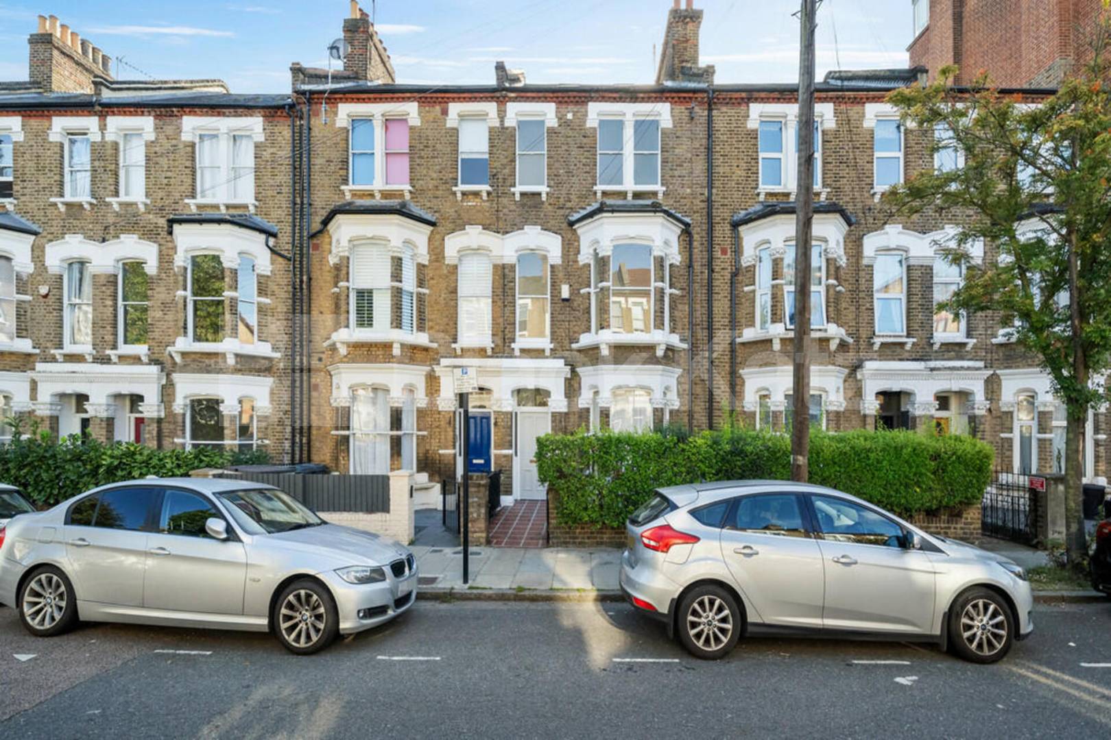Spacious 6-Bedroom House with Garden on Fairbridge Road Fairbridge Road , Archway