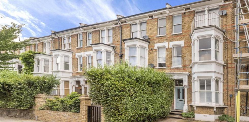 			3 Bedroom, 1 bath, 1 reception Flat			 Fairmead Road, TUFNELL PARK N19