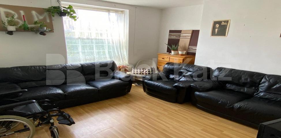 			NEW INSTRUCTION , 3 Bedroom, 1 bath, 1 reception Apartment			 Falmouth Road , Borough 