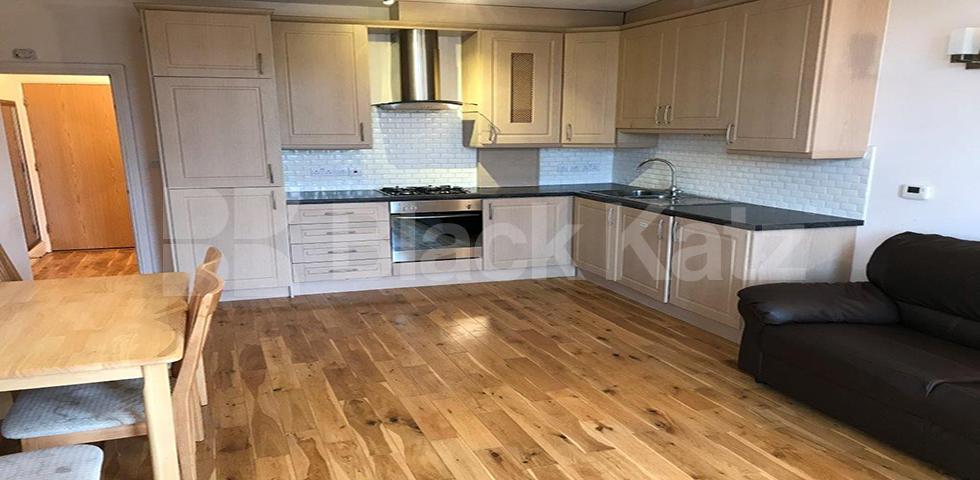 			UNDER OFFER , 1 Bedroom, 1 bath, 1 reception Apartment			 Farnan Lodge. Farnan Rd.  , Streatham