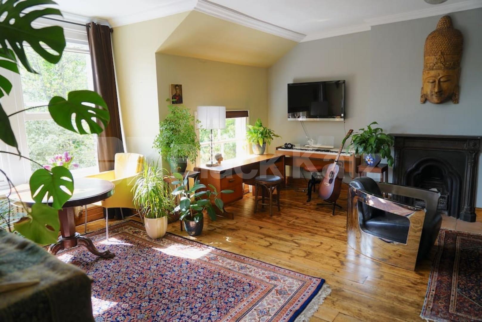 			New Instruction In Heart Of Crouch End !, 1 Bedroom, 1 bath, 1 reception Apartment			 Coolhurst Road, Crouch End / Highgate