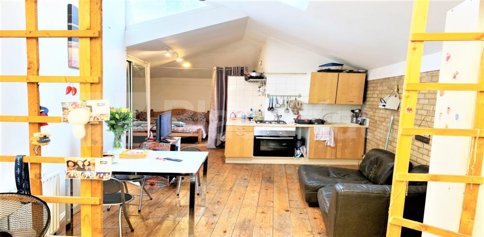 			Studio Apartment, 1 bath, 1 reception Studio			 Glenroy Street, North Kensington