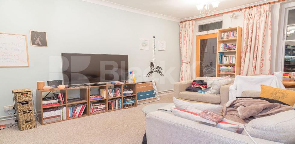 Two double bedroom flat located within minutes to Portobello Road  Clarendon Road, Ladbroke Grove - Portobello Road
