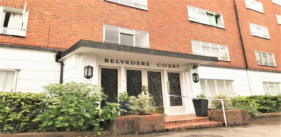 			3 Bedroom, 1 bath, 1 reception Flat			 Willesden Lane, WILLESDEN GREEN