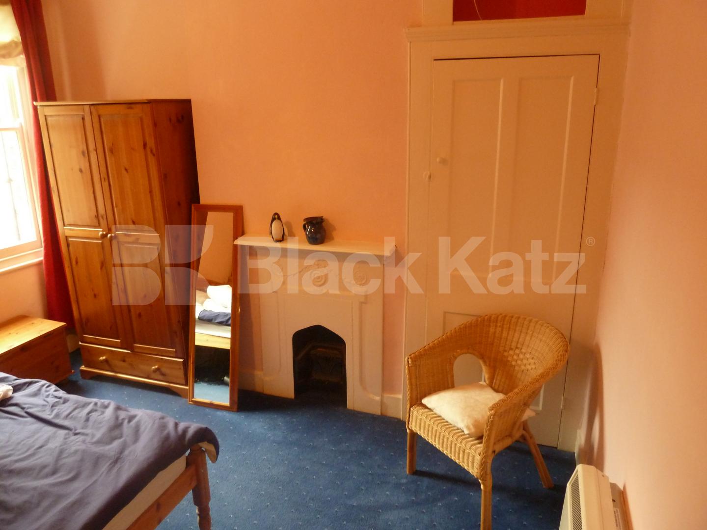 			2 Bedroom, 1 bath, 1 reception Flat			 Ferndale Road, SEVEN SISTERS