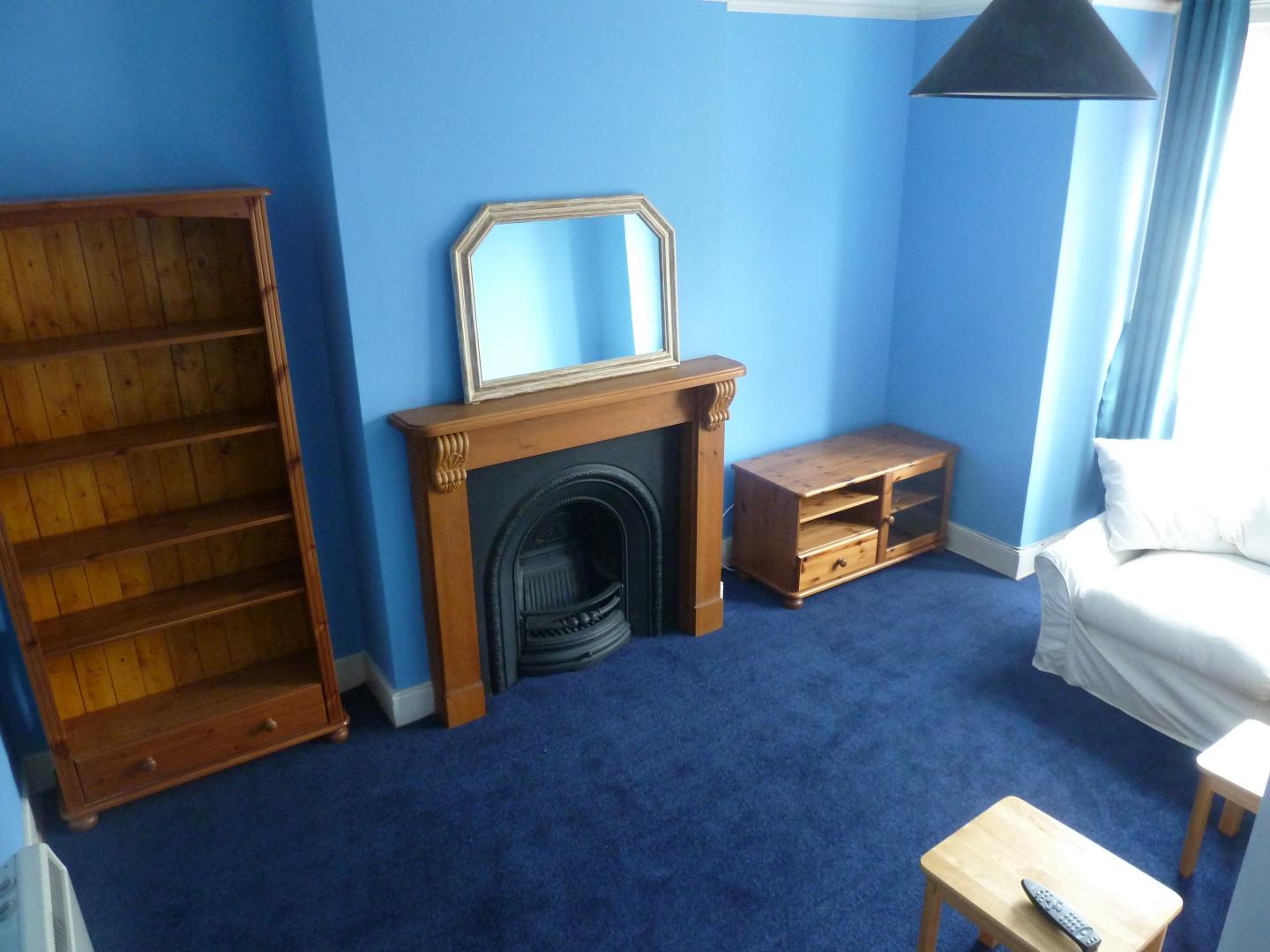 			2 Bedroom, 1 bath, 1 reception Flat			 Ferndale Road, SEVEN SISTERS