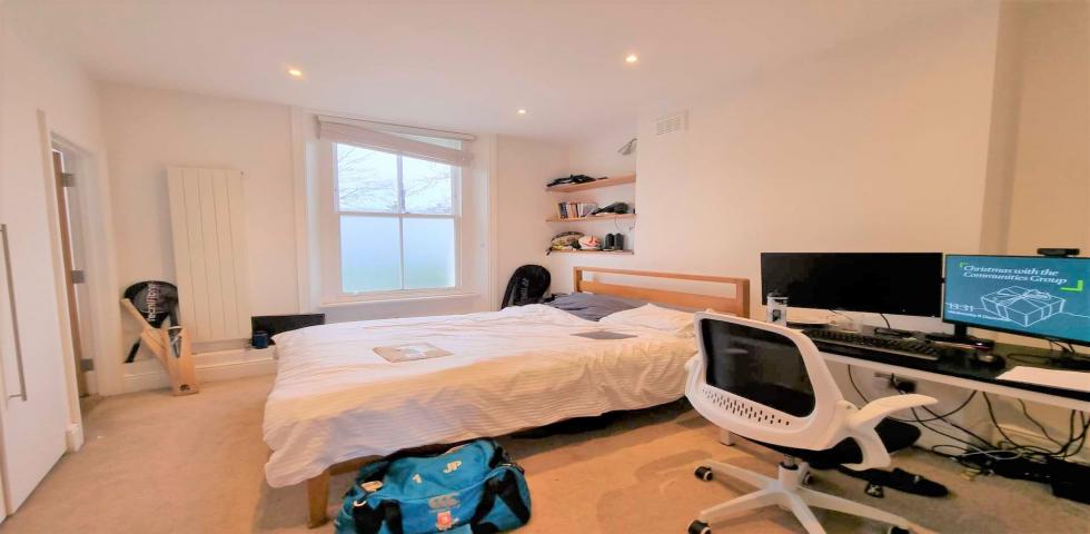 			3 Bedroom, 2 bath, 1 reception Flat			 Maygrove Road, WEST HAMPSTEAD