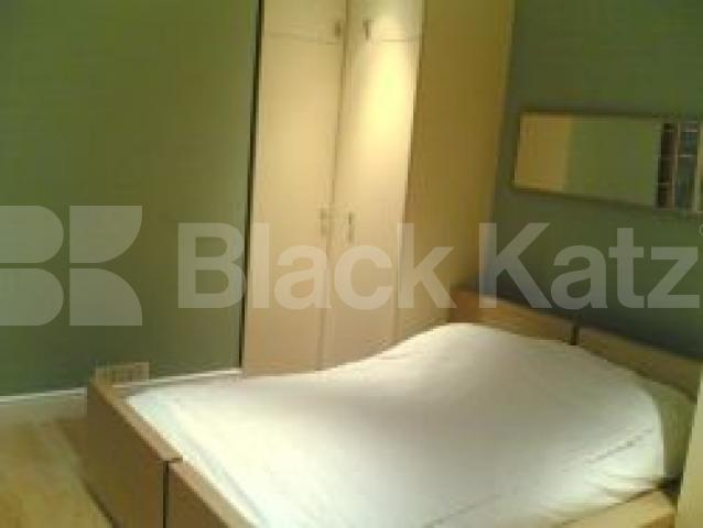 			2 Bedroom, 1 bath, 1 reception Flat			 Fieldway Crescent, HIGHBURY N5