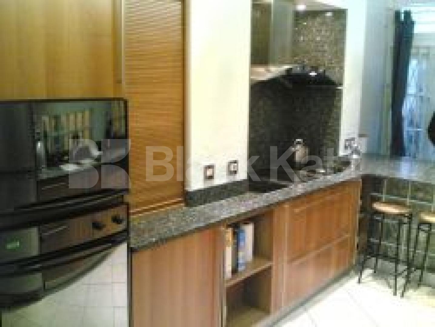 			2 Bedroom, 1 bath, 1 reception Flat			 Fieldway Crescent, HIGHBURY N5