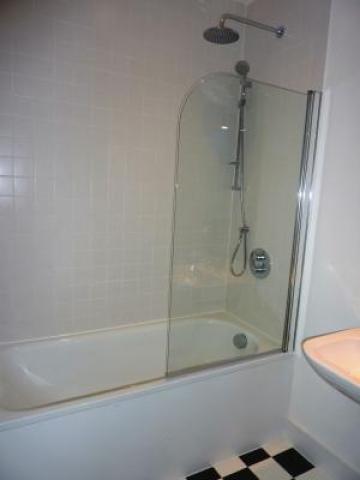 			2 Bedroom, 1 bath, 1 reception Flat			 Finstock Road, LADBROKE GROVE