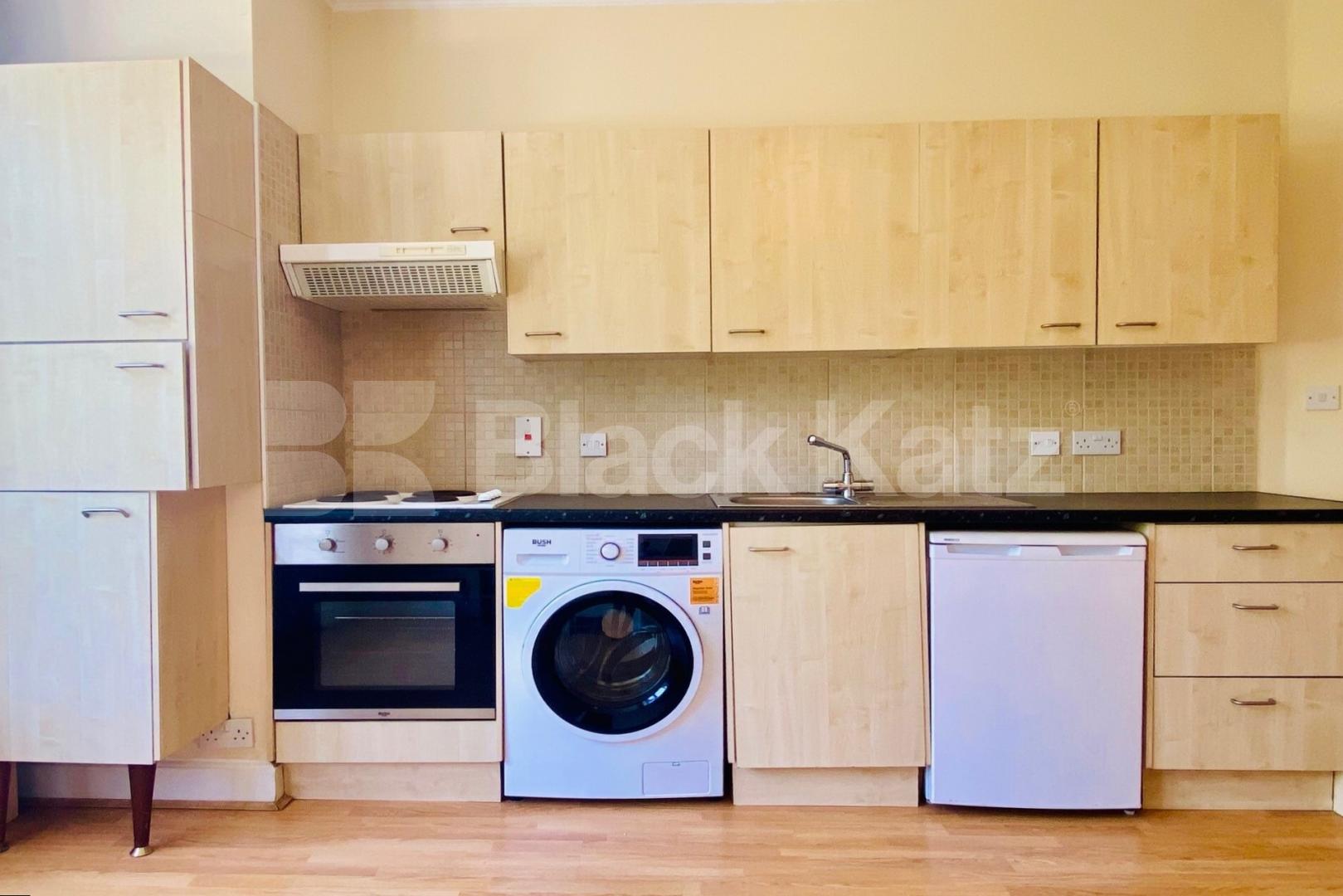 Beautiful two double bedroom property set in an amazing location  Great North Road, Highgate / East Finchley 