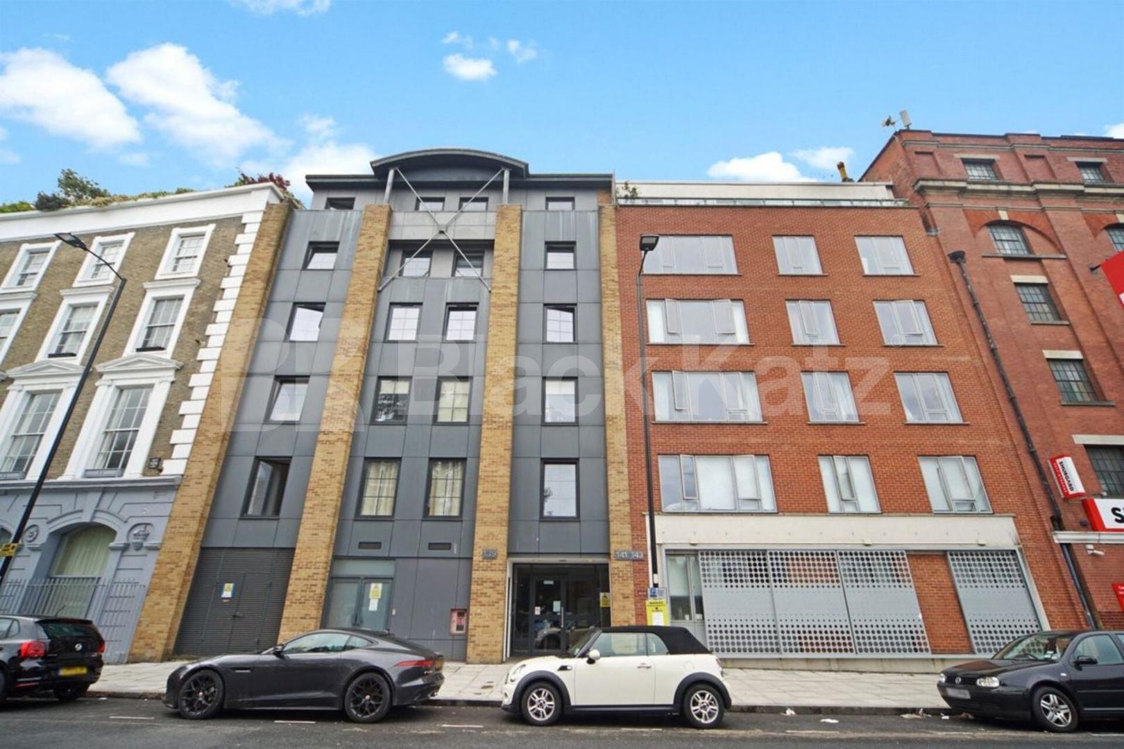 Modern 2 bed 2 bath property within a secure new development  York Way, Islington