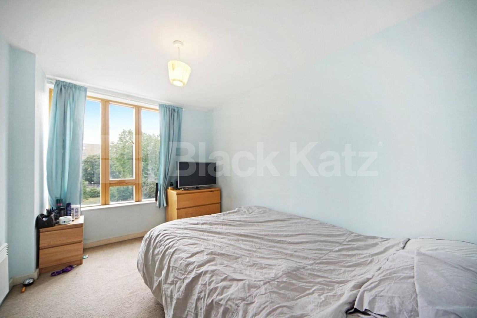 Modern 2 bed 2 bath property within a secure new development  York Way, Islington