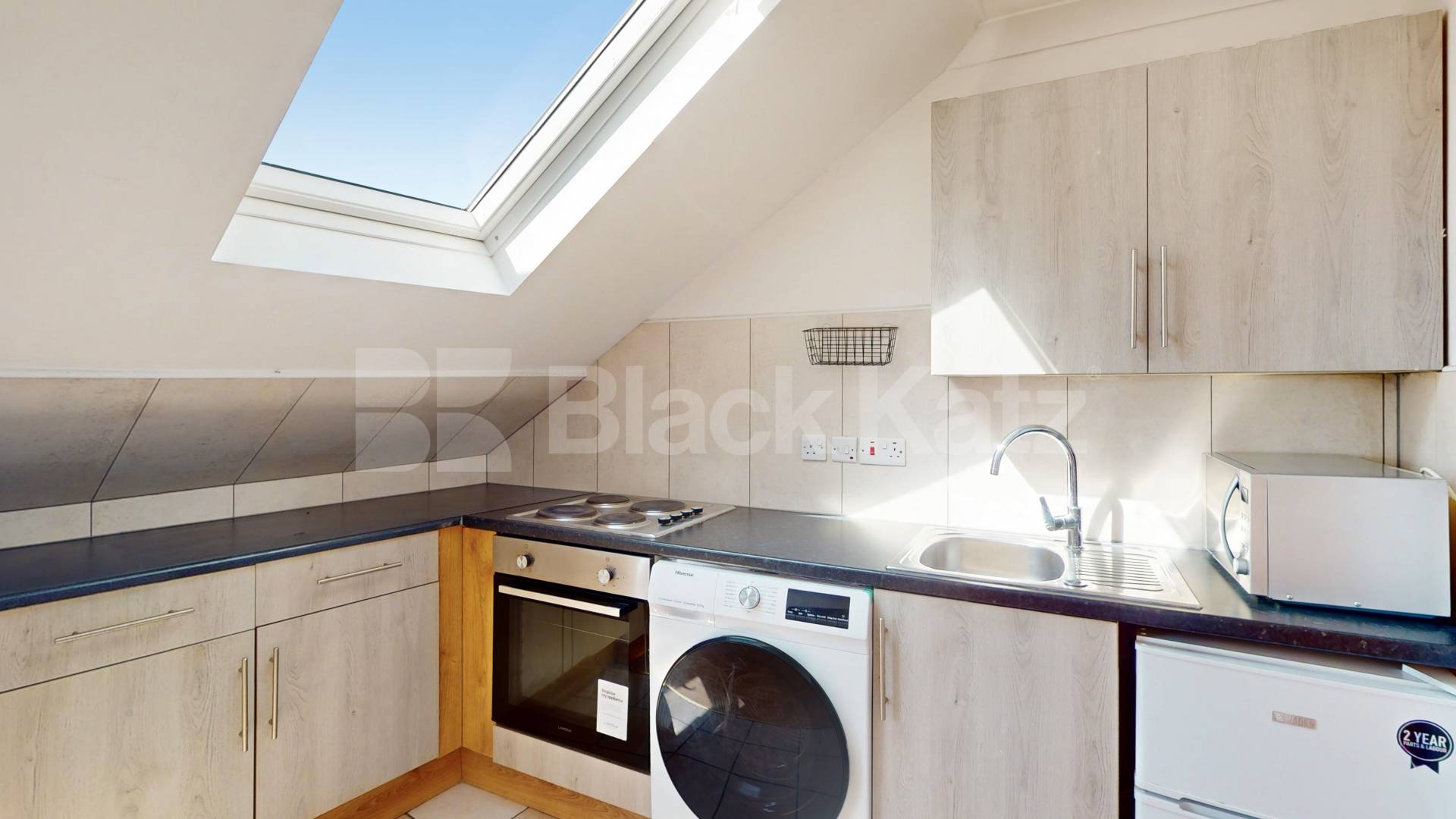 (Inclusive of Gas, Heating+Water) This is a spacious modern studio in a conversion in Dollis Hill Burnley road, Dollis Hill, NW10 (Gas and Water Included),  London