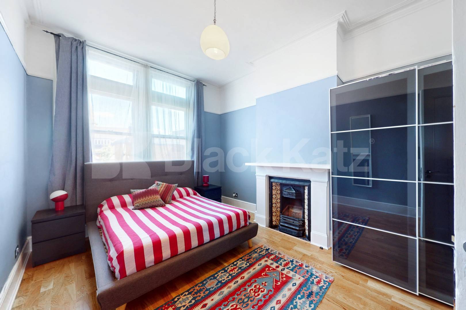			1 Bedroom, 1 bath, 1 reception Flat			 Crouch End Hill, Crouch End
