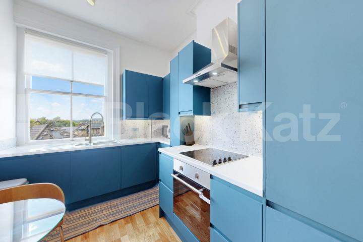 			1 Bedroom, 1 bath, 1 reception Flat			 Crouch End Hill, Crouch End