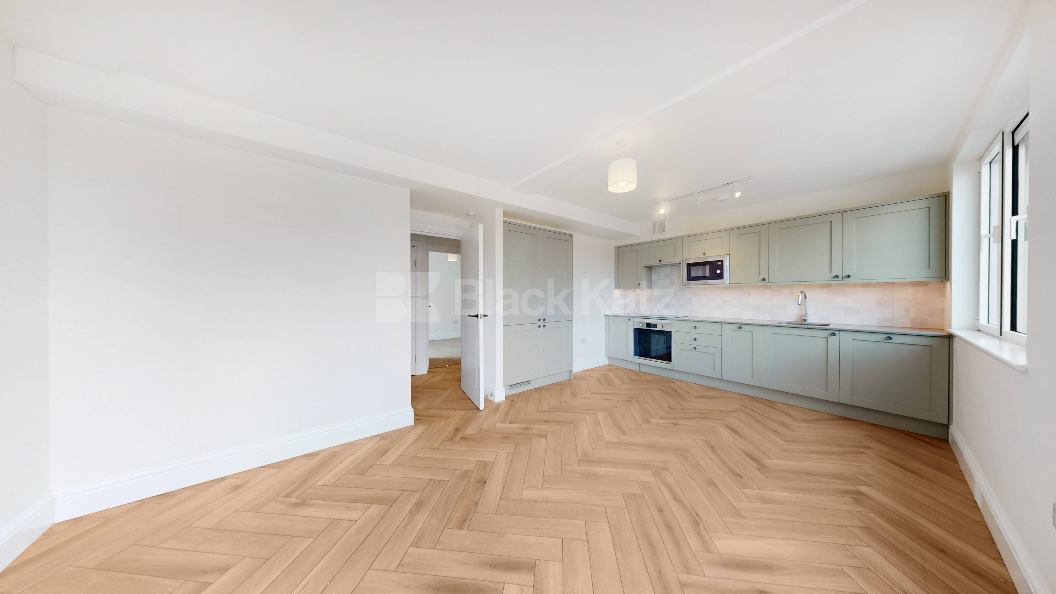 Newly refurbished penthouse located on Bethnal Green Road Bethnal Green Road, Bethnal Green E2